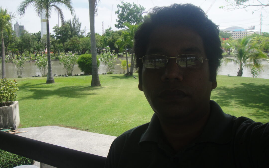 জীবনের দুর্গম পথে